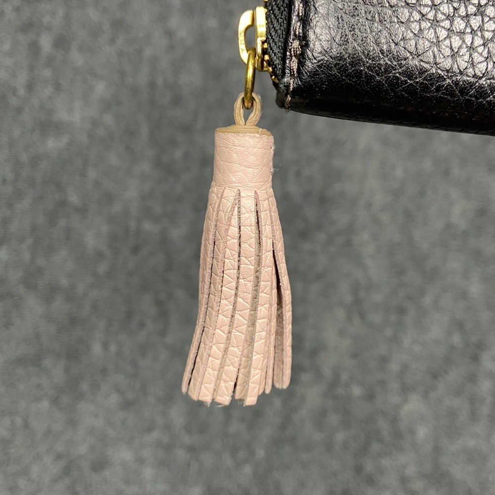 Fossil Tara Black Pebbled Leather Zip Around Clutch Wallet with Pink Tassel - Picture 5 of 7